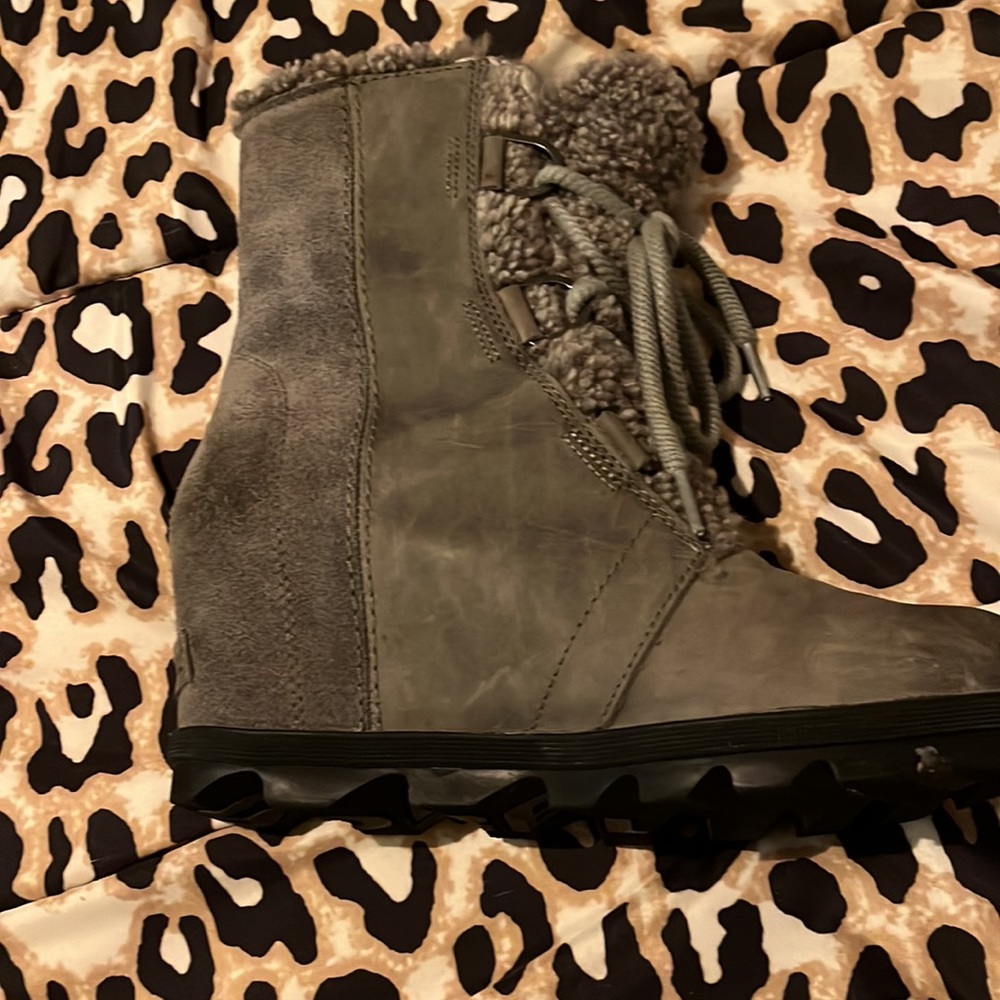 Sorel Booties - Picture 2 of 4